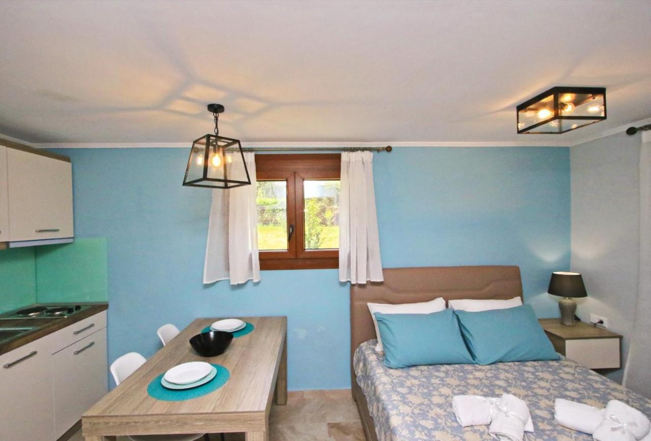Apartmán Panos House Koinira Exteriér fotografie